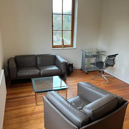 Fluss&gleis Im Historischen Bahnhofsgebaeude In An Der Lahn *