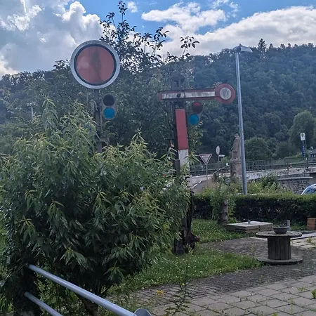 Fluss&gleis Im Historischen Bahnhofsgebaeude In An Der Lahn * Balduinstein
