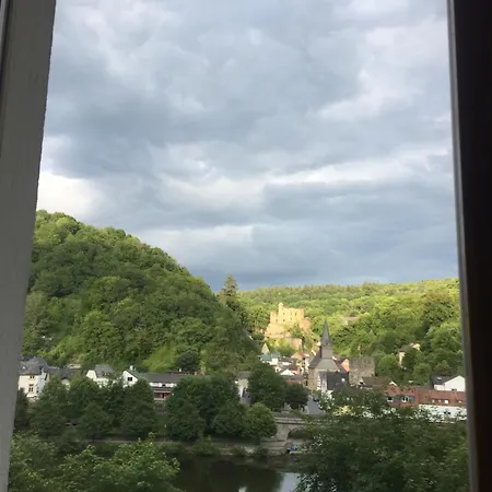 Fluss&gleis Wohnen Am Wasser Im Historischen Bahnhof Balduinstein