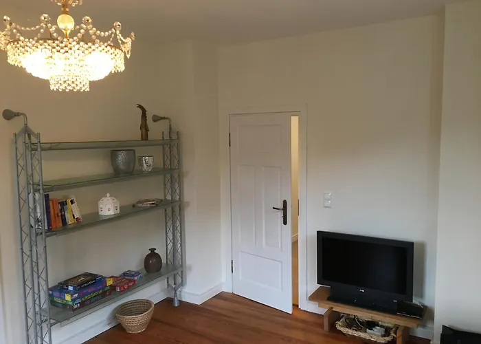 Fluss&gleis Im Historischen Bahnhofsgebaeude In An Der Lahn Apartament *